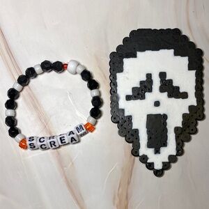 Halloween Horror Movie Scream / Ghostface Kandi Bracelet and Magnet